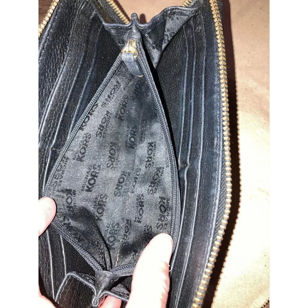 MICHAEL KORS LARGE BLACK LEATHER WOMENS WALLET